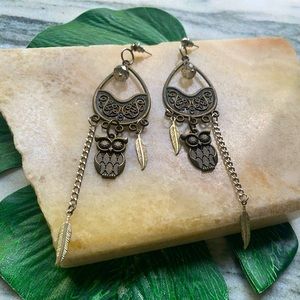 2 FOR $10 CHANDELIER STYLE OWL FEATHERS GREIGE SWAROVSKI CRYSTAL EARRINGS